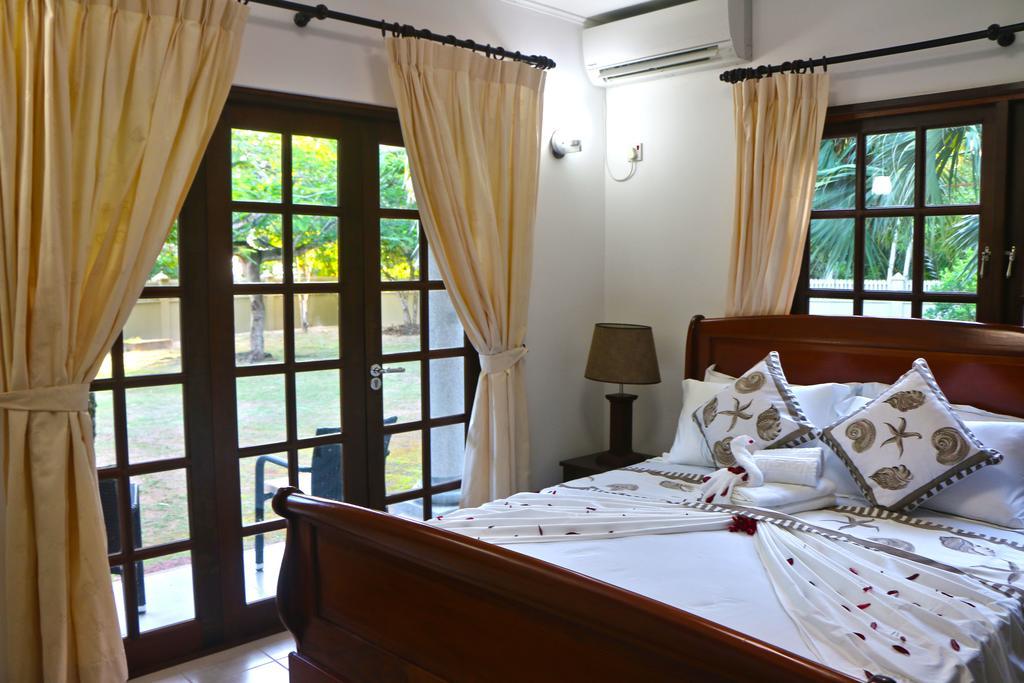 Villa Saint Sauveur Baie Sainte Anne Екстериор снимка