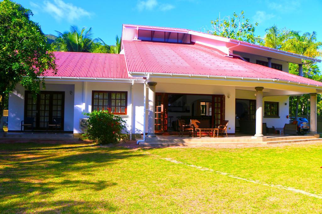 Villa Saint Sauveur Baie Sainte Anne Екстериор снимка