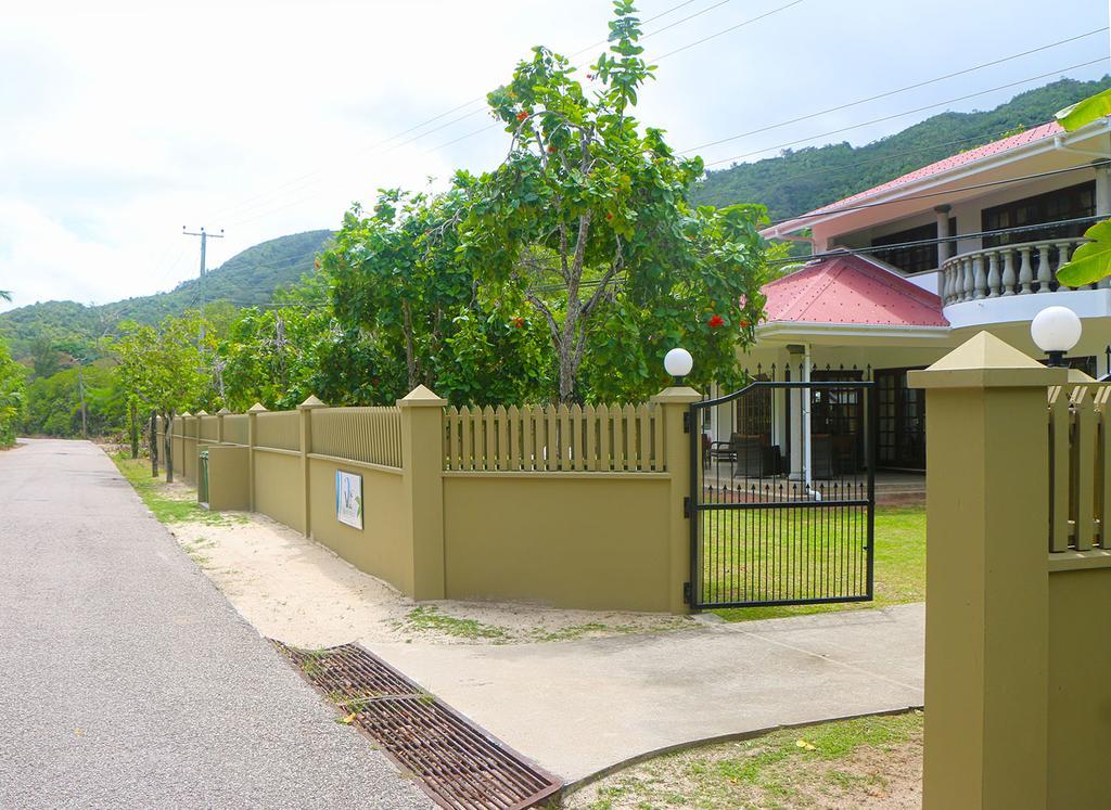 Villa Saint Sauveur Baie Sainte Anne Екстериор снимка