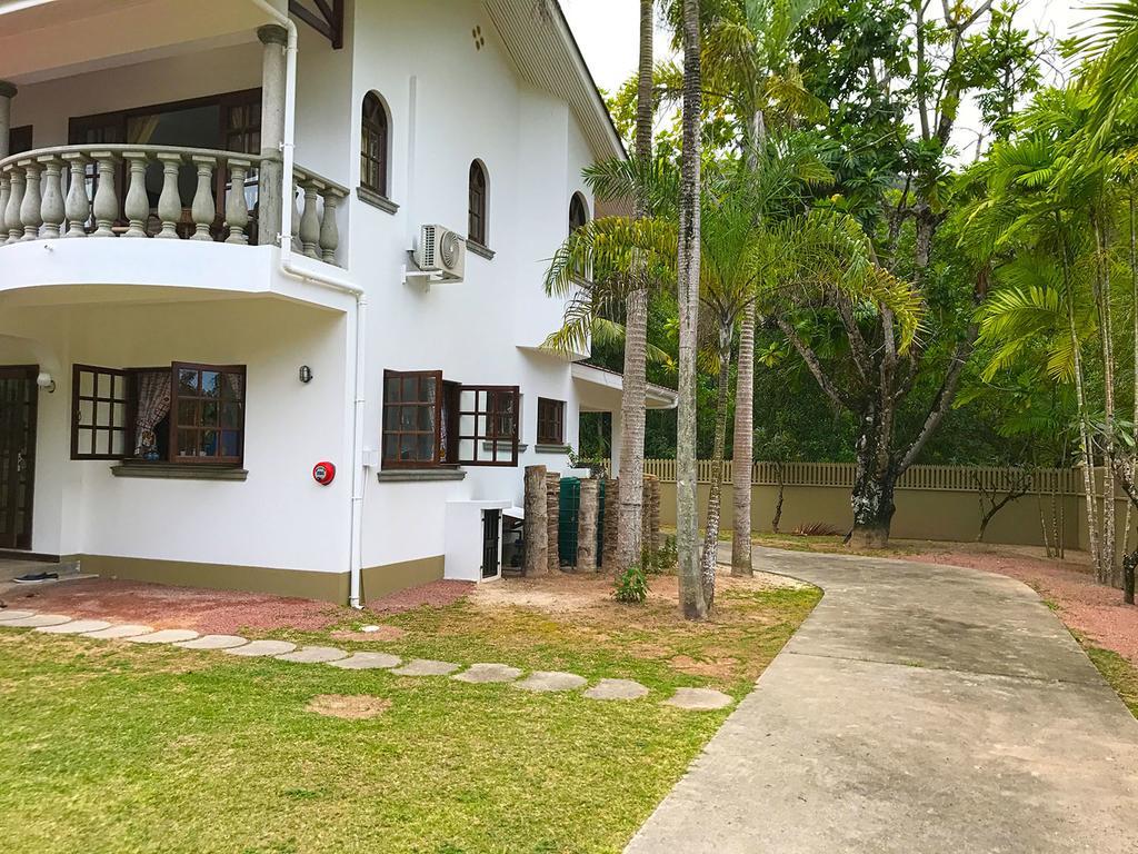 Villa Saint Sauveur Baie Sainte Anne Екстериор снимка